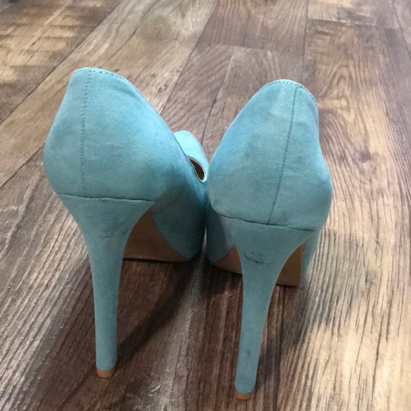 CHARLOTTE RUSSE TEAL HEELS. SIZE 7 - Picture 3 of 6